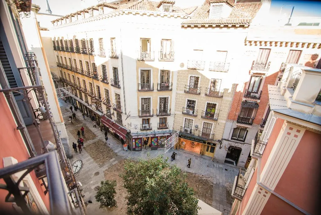 General view, Petit Palace Posada del Peine, Madrid