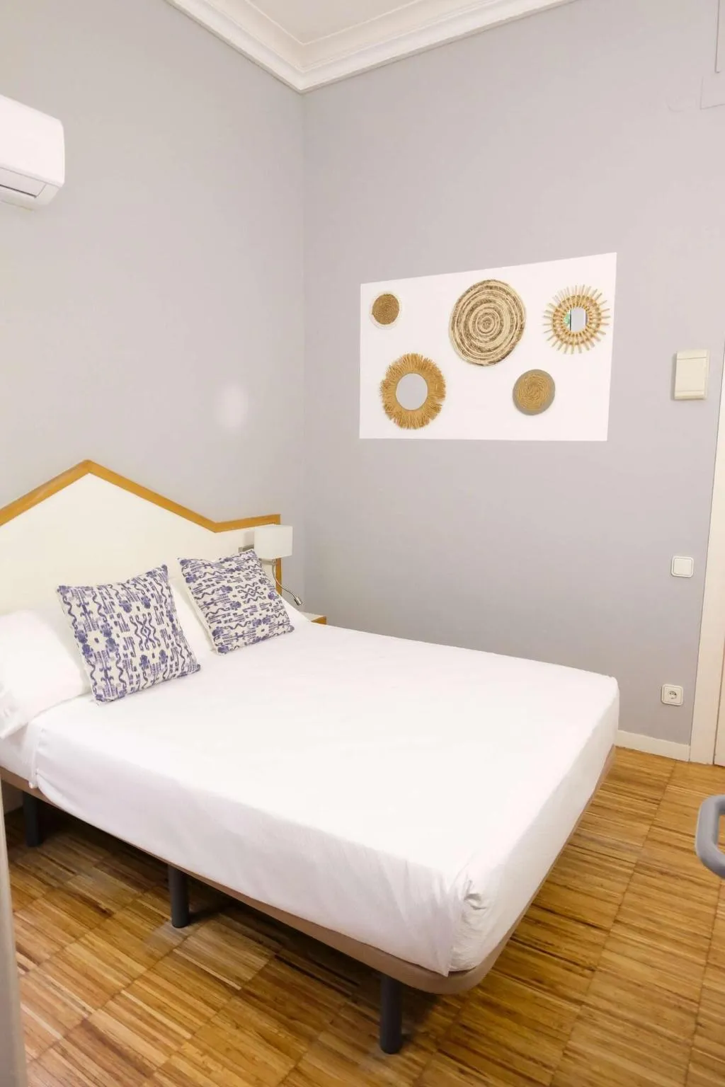Double or Twin BASIC Room, Subur, Costa Brava
