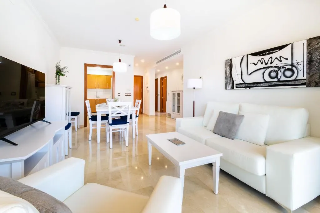 APARTMENT CAPACITY 6 THREE BEDROOM Room, Albir Confort Avenida Apartamentos, Costa Blanca