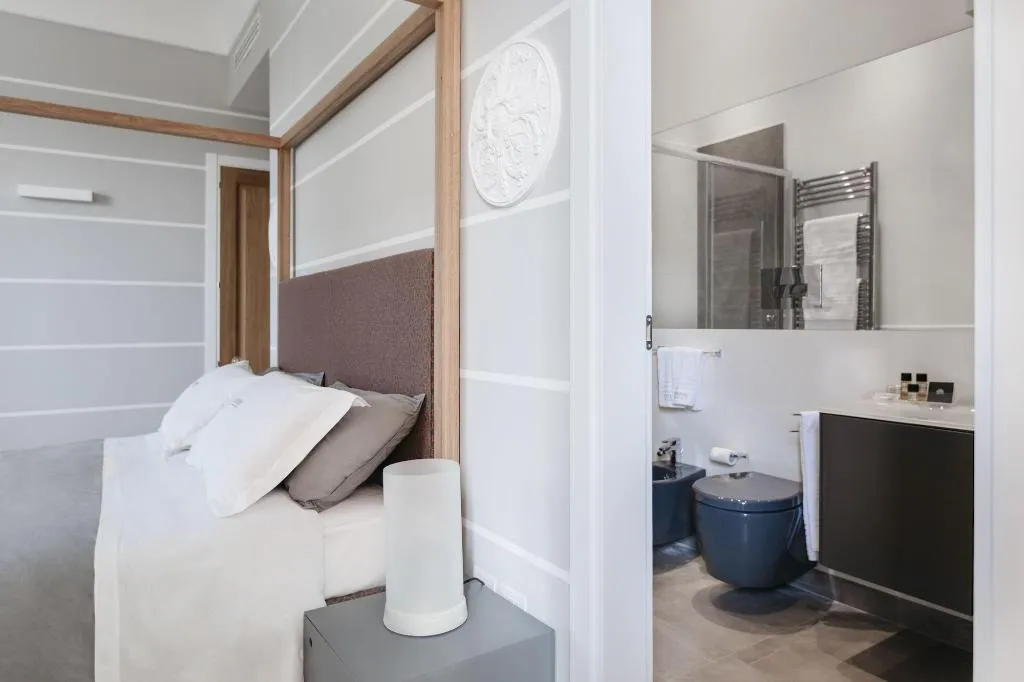 Room, Euterpe L.H.T., Catania