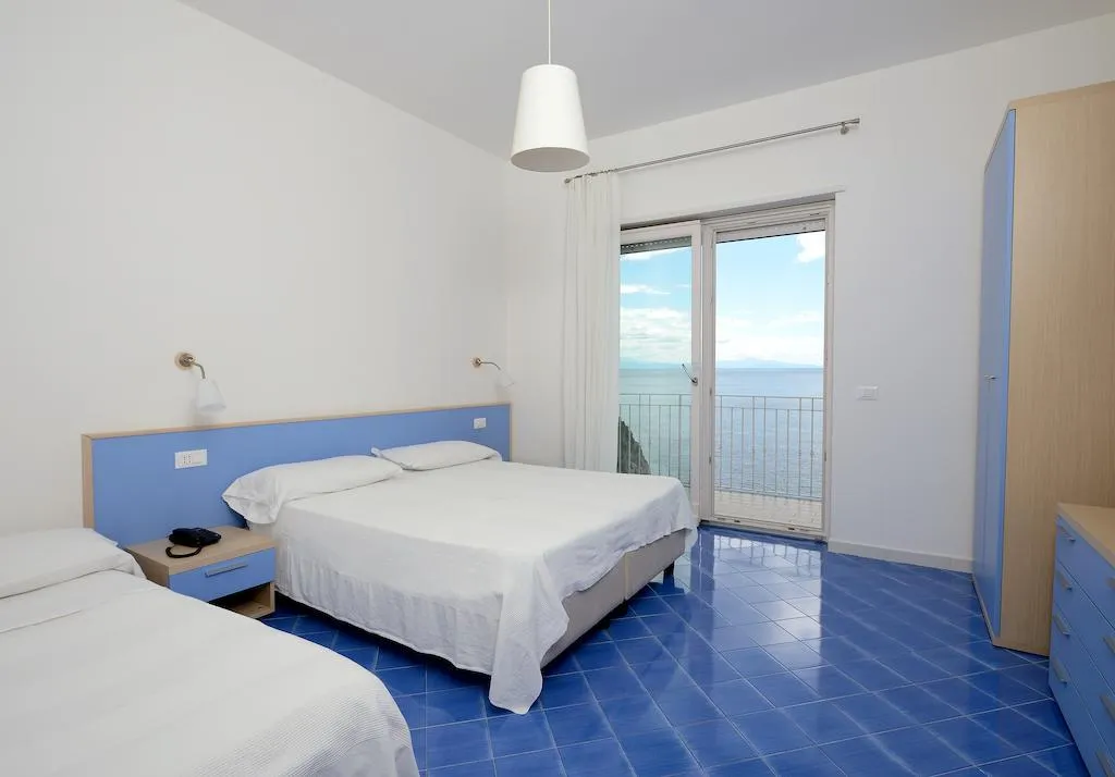 APARTMENT SEA VIEW ONE BEDROOM Room, Residence Due Torri, Naples