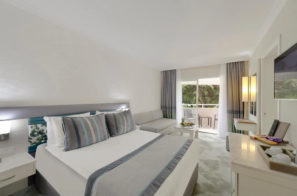 FAMILY ROOM DELUXE SEA VIEW Room, Rixos Premium Tekirova L.O.L ThemePark Free Access, Antalya