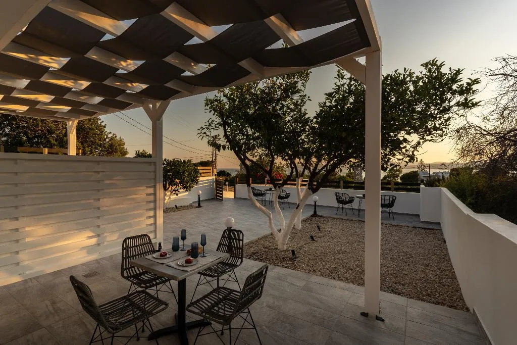 SUITE DELUXE SEA VIEW Room, George Beach Studios, Rhodes