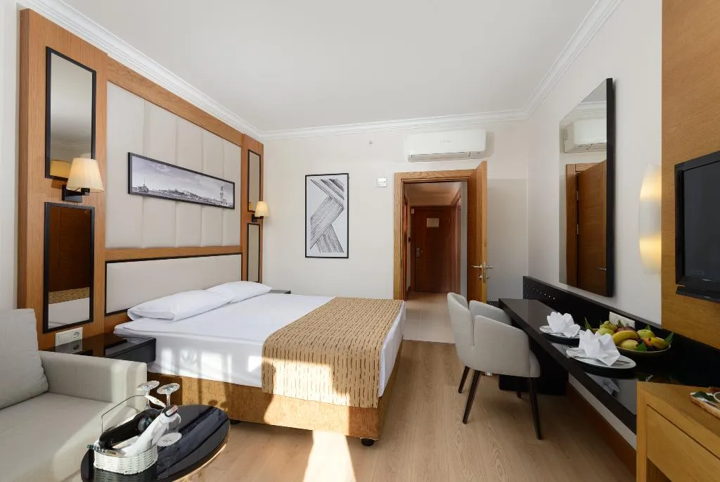 FAMILY ROOM CONNECTING ROOM Room, Aydinbey Famous Resort, Antalya
