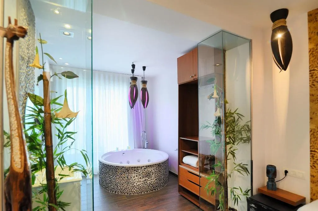 JUNIOR SUITE SEA VIEW Room, Gabbana Beach, Valencia