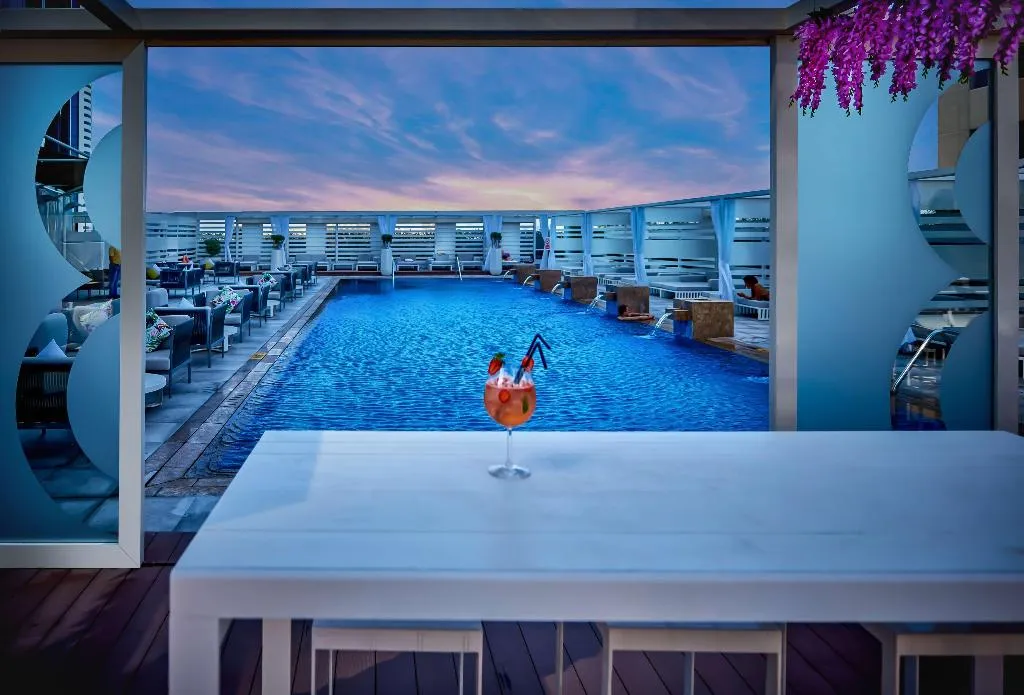 Pool, Media One, Dubai