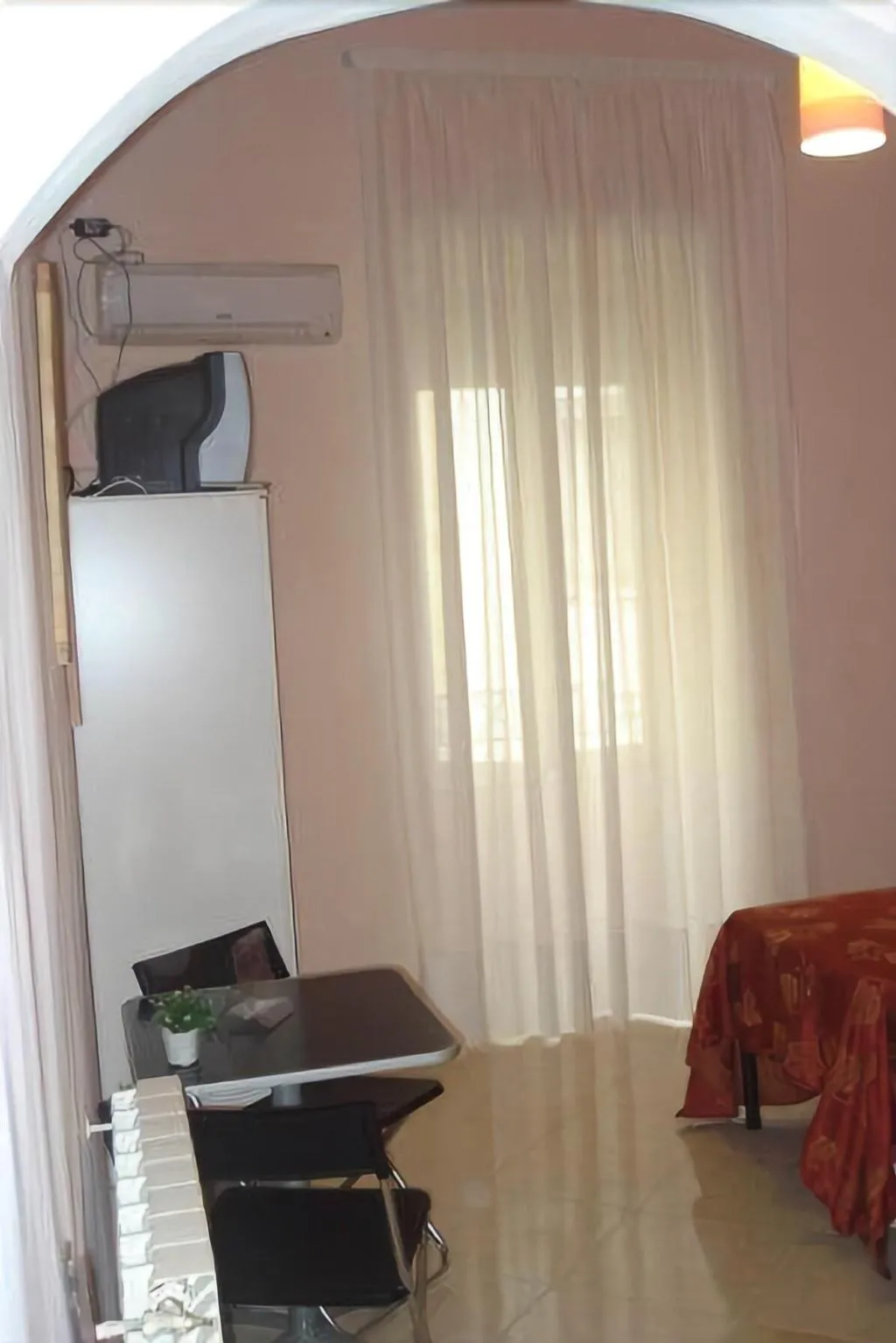 Room, Cinquestelle, Naples