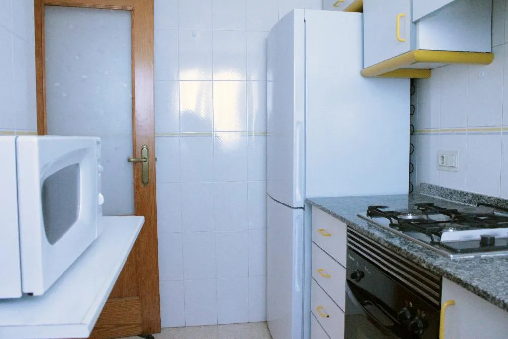 APARTMENT CAPACITY 6 TWO BEDROOMS Room, Jardines de Gandia VI - VIII 3000, Valencia