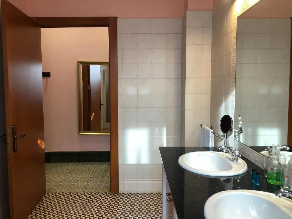 Room, Hotel Llar De Capitans, Barcelona