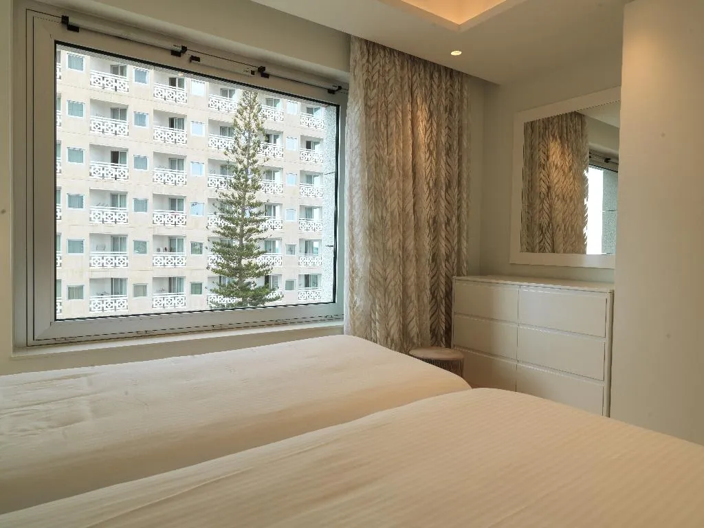 APARTMENT LUXURY Room, The Tower at St Raphael Resort, Cyprus
