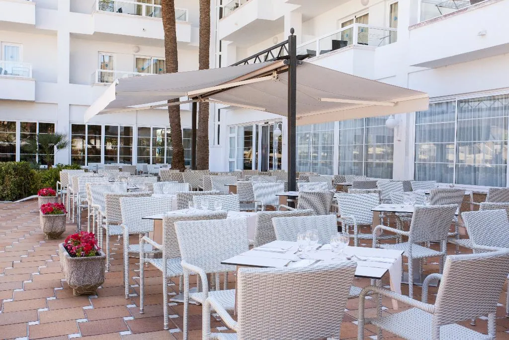 Restaurant, Grupotel Port de Alcudia, Majorca