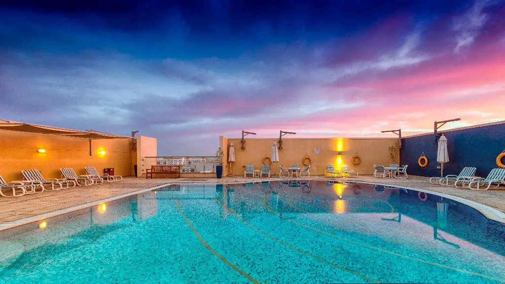Pool, Nojoum Hotel Apartment, Dubai