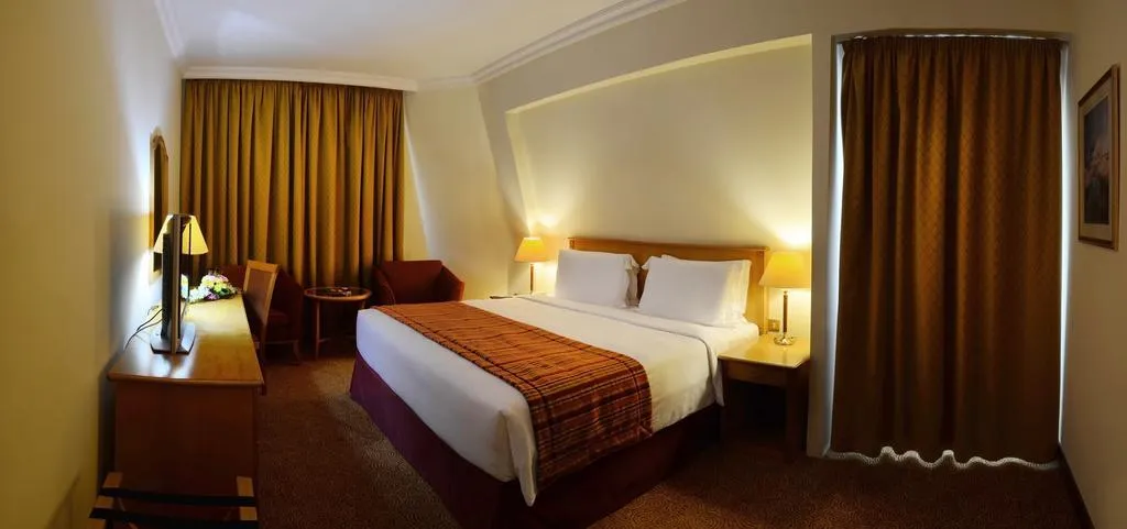 SUITE DELUXE Room, Swiss Belhotel Sharjah, Dubai