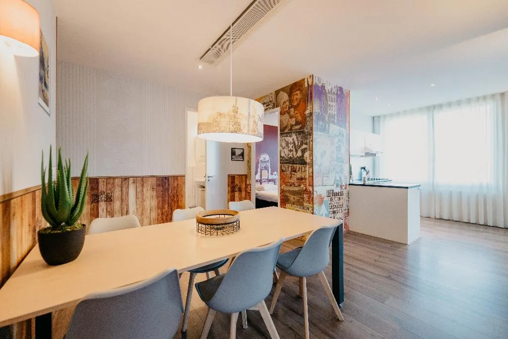 APARTMENT THREE BEDROOMS TWO BATHROOMS Room, ID Aparthotel, Amsterdam
