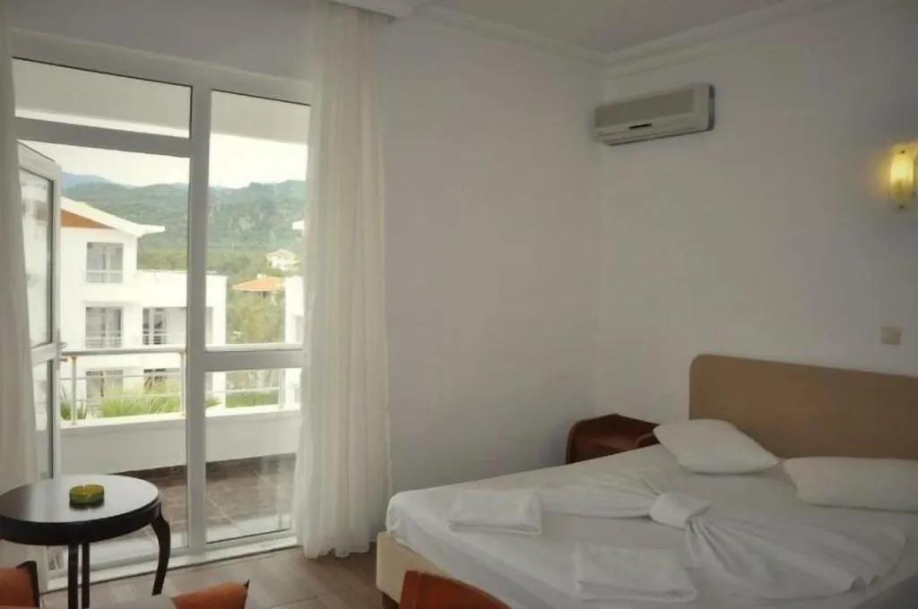 Room TWO BEDS Room, Lambada Otel Altinoluk, Izmir