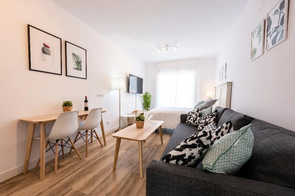STUDIO CAPACITY 3 Room, Apartamentos Toboso Plaza, Costa Del Sol