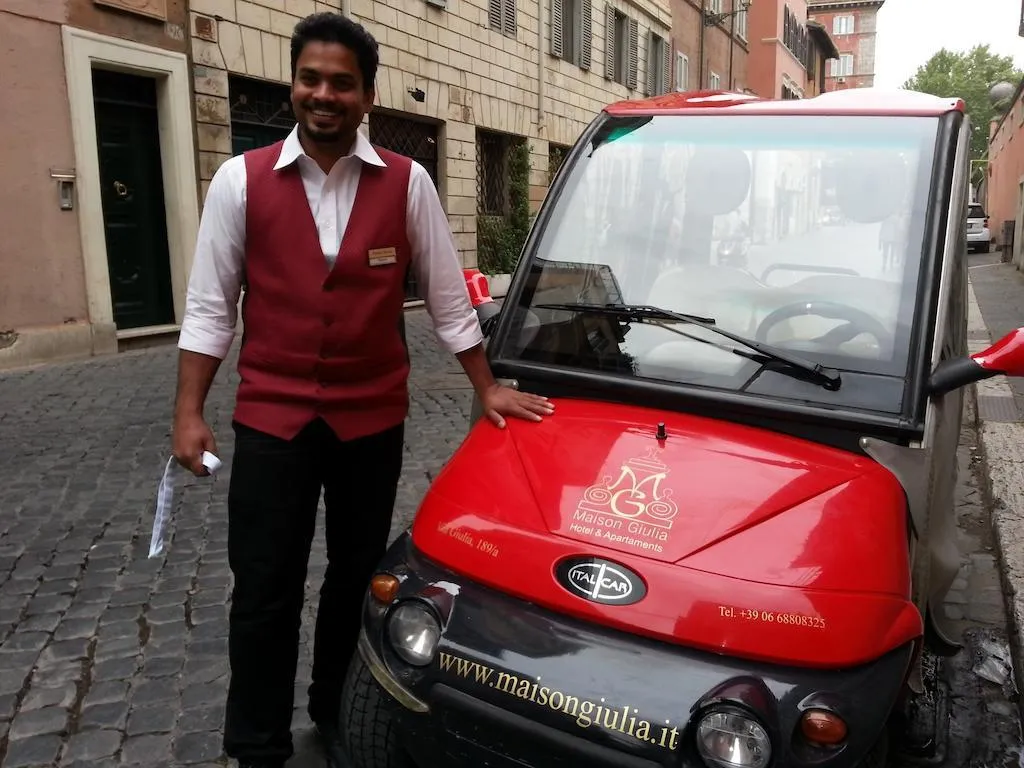 General view, Maison Giulia, Rome