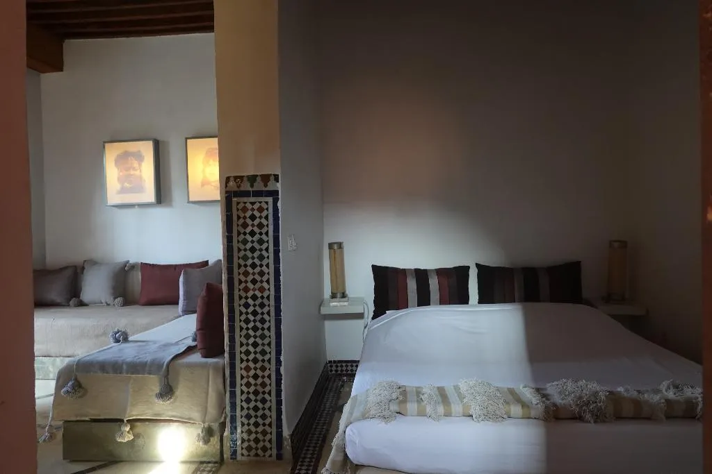 QUADRUPLE DELUXE ONE BED Room, Dar 7 Louyat, Fez
