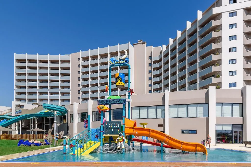 Pool, Jupiter Albufeira Hotel – Family & Fun, Algarve