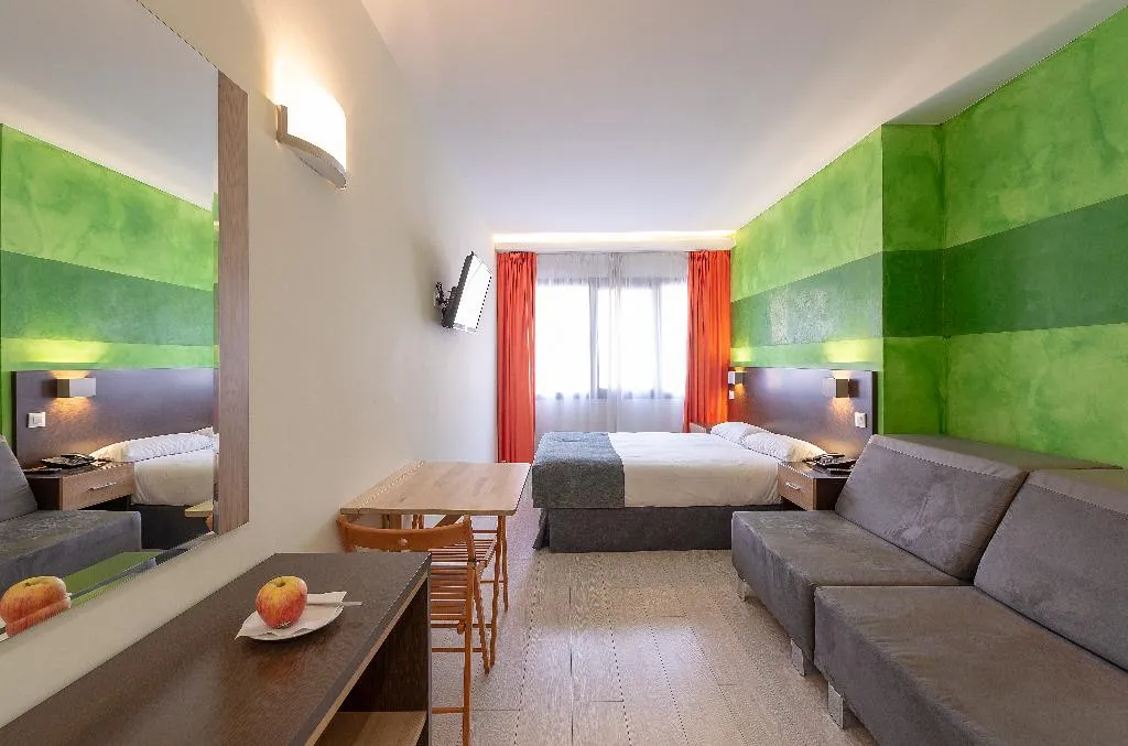 STUDIO STANDARD Room, Apartamentos Recoletos, Madrid
