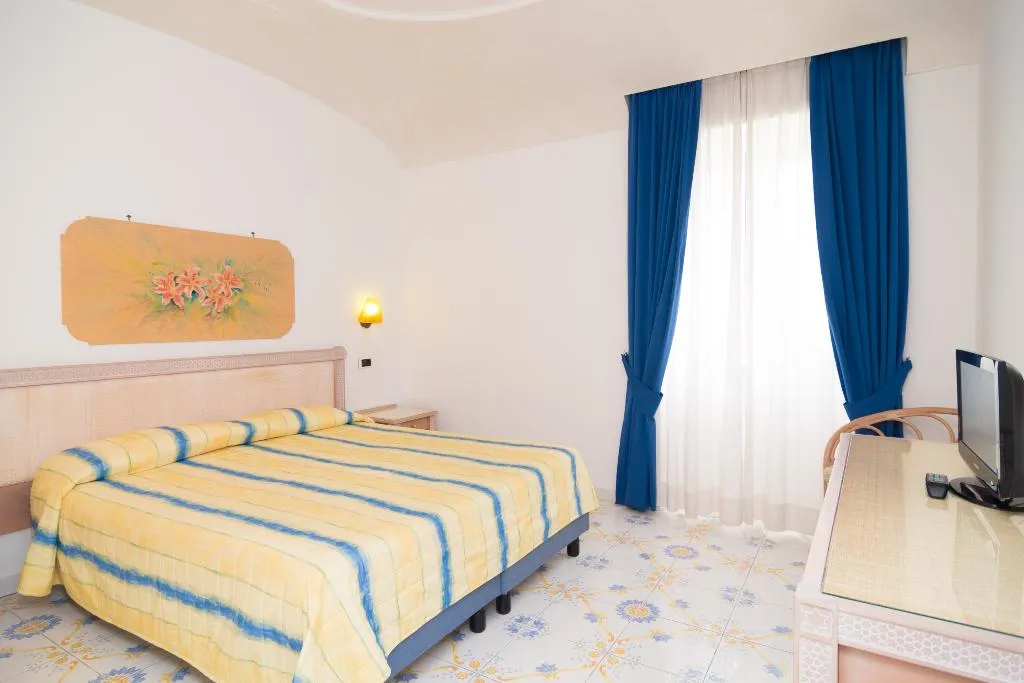 Room, Hotel Oriente - Beach & Spa, Naples