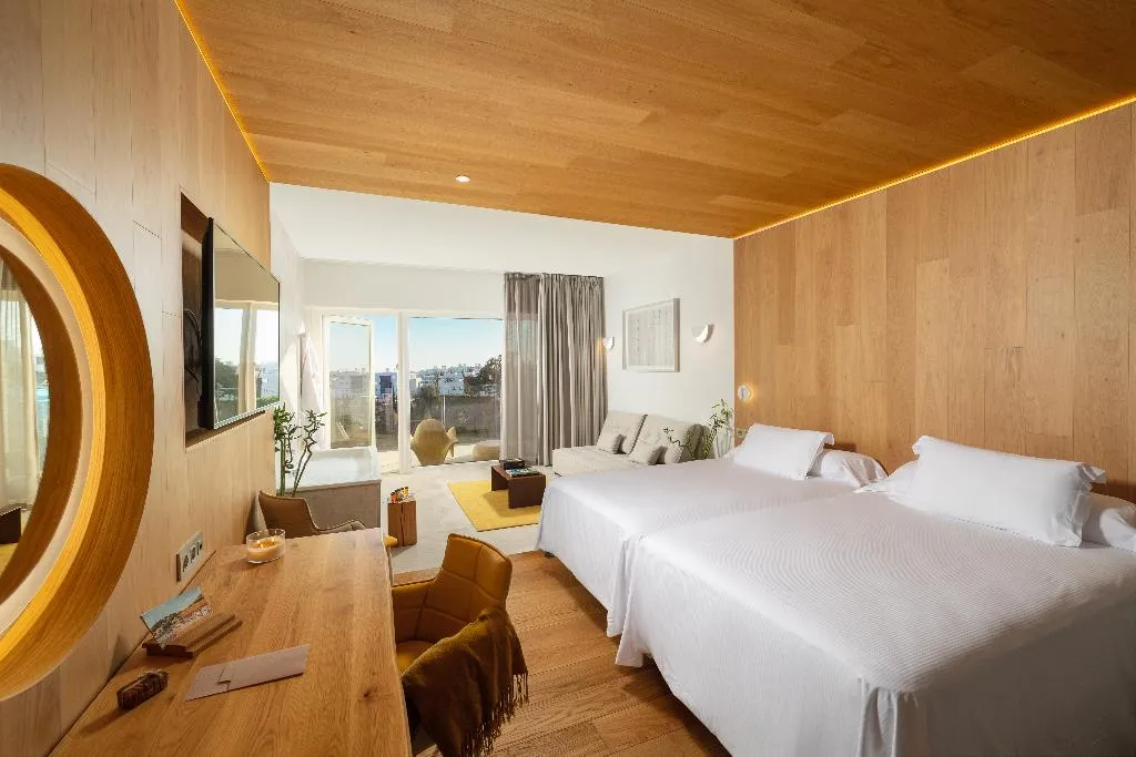 TWIN SEA VIEW Room, Higueron Hotel Malaga Curio collection by HILTON, Costa Del Sol
