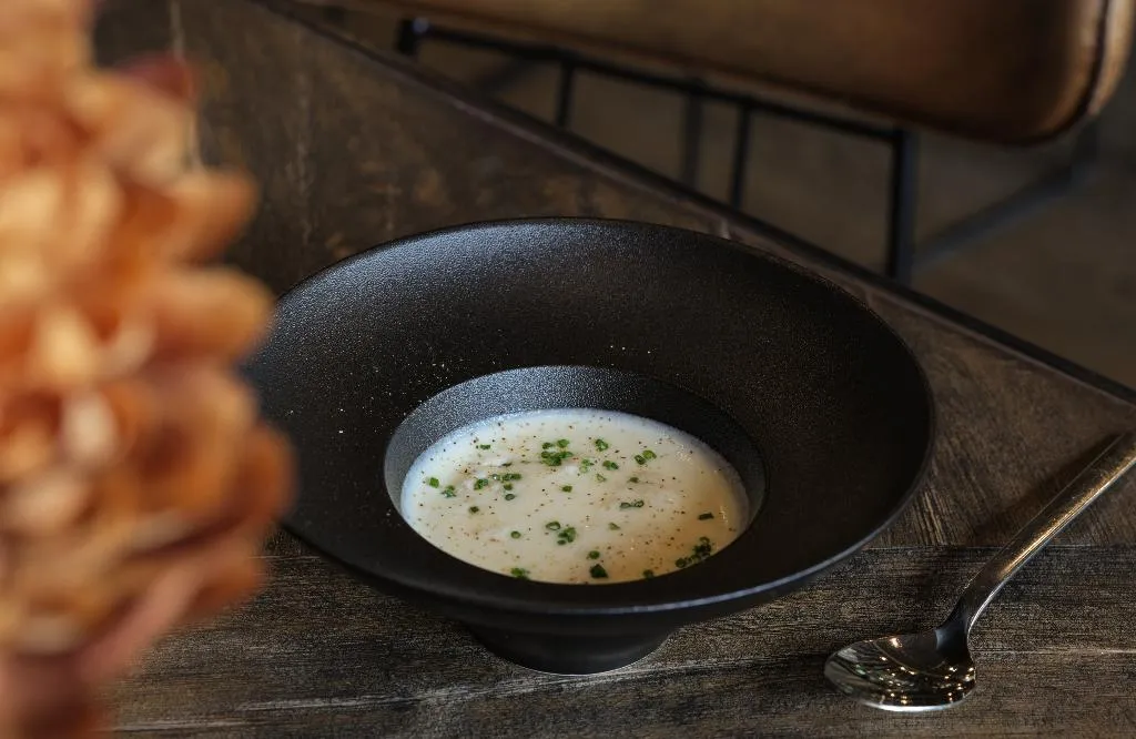 Restaurant, The Posthouse Berlin – Leonardo Limited Edition, Berlin