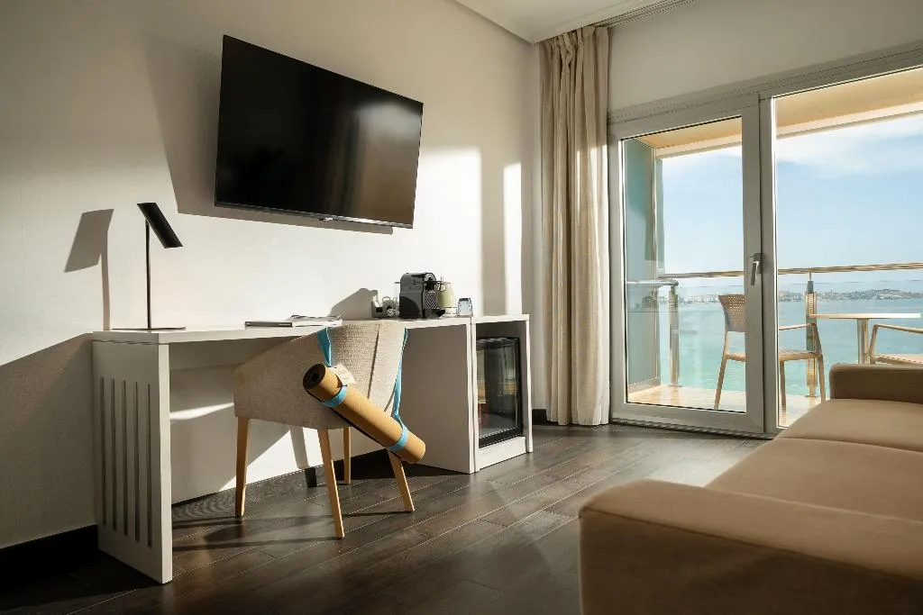 TOWNHOME SEA VIEW Room, Innside Alicante Porta Maris, Costa Blanca