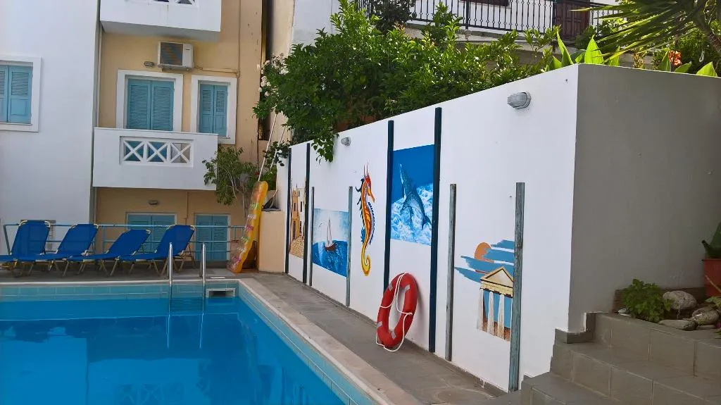 Pool, Renia Studios, Crete