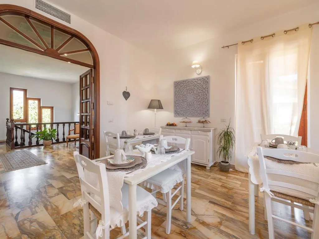 Lobby, Villa Iole, Cagliari