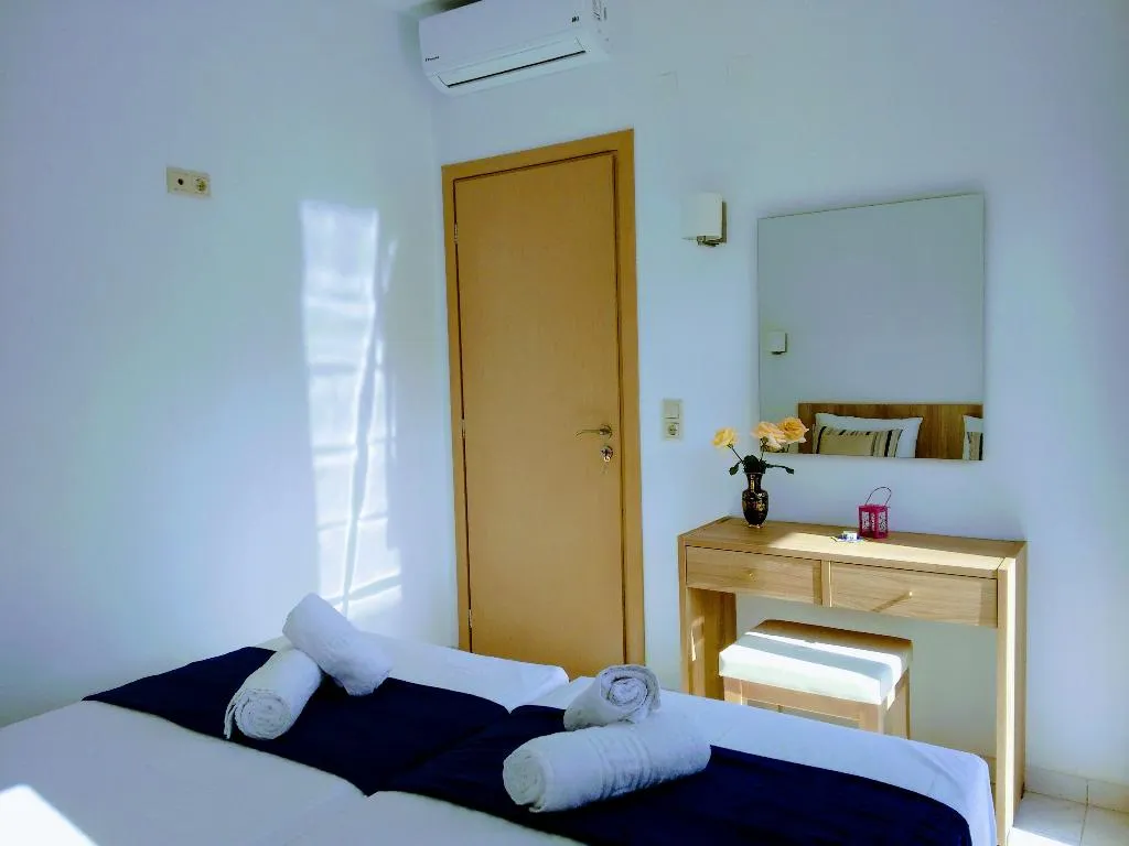 APARTMENT GARDEN VIEW Room, Casa Malena, Crete