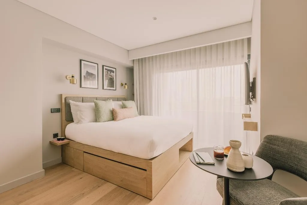 STUDIO STANDARD Room, Wilde Aparthotels Lisbon Liberdade, Lisbon