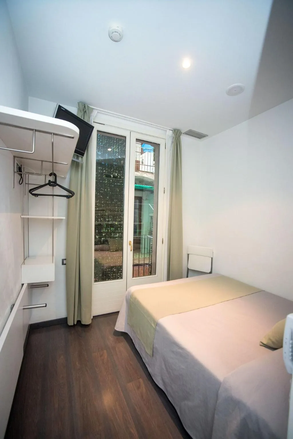 Room, Hotel Curious, Barcelona