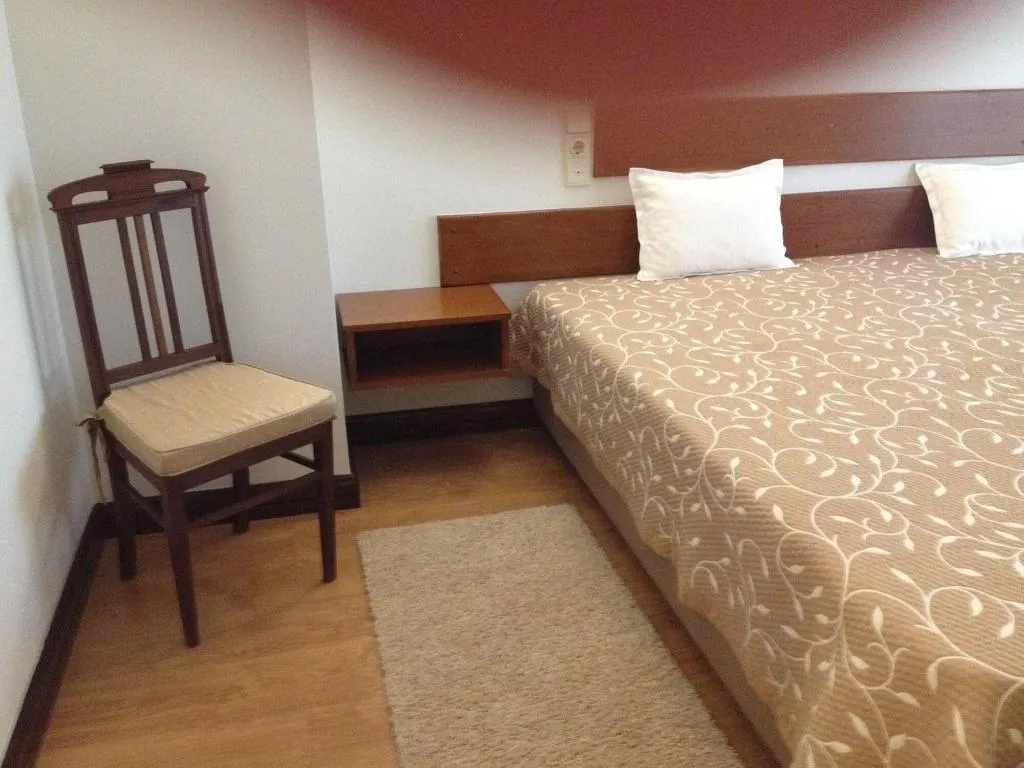 Room, Carvalhais Residencial, Porto