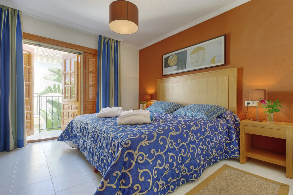 Room, Muthu Infiniti Beach Resort, Costa Almeria