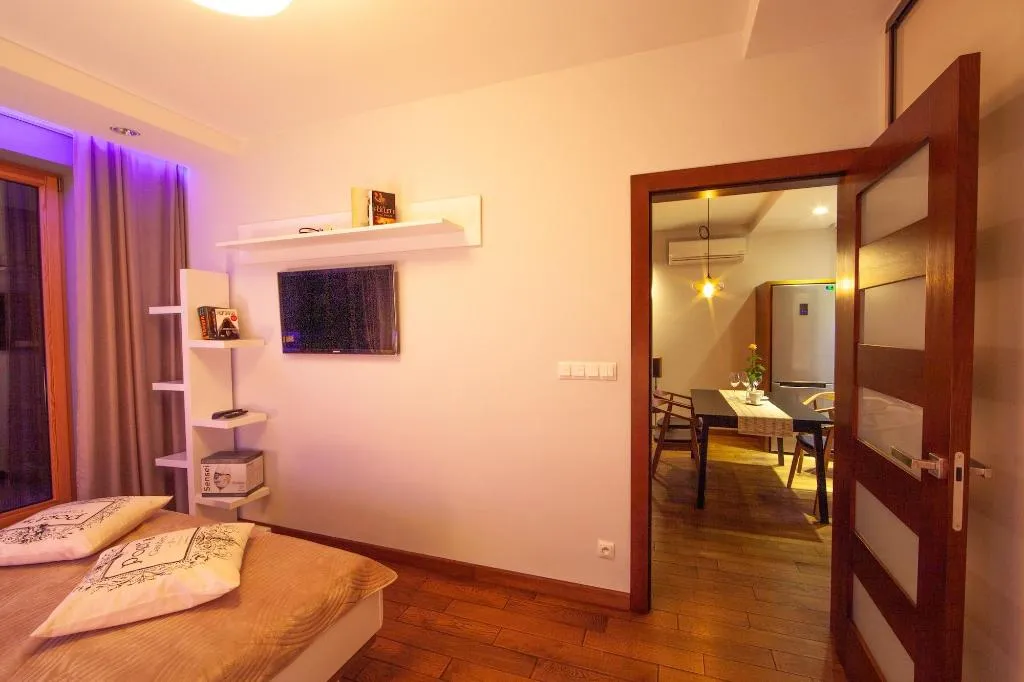 Room, City Lights Apartments, Krakow