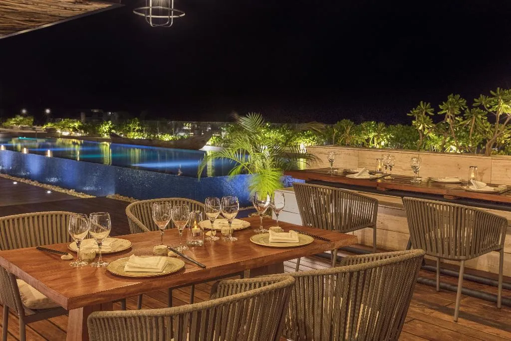 Restaurant, The Yucatan Playa del Carmen Tapestry Collection, Playa Del Carmen