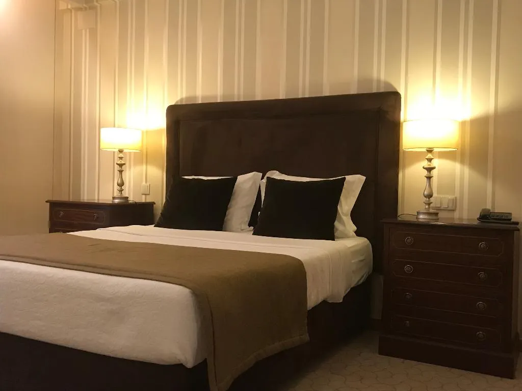 Double or Twin STANDARD Room, Grão Vasco - Historic Hotel and SPA, Porto