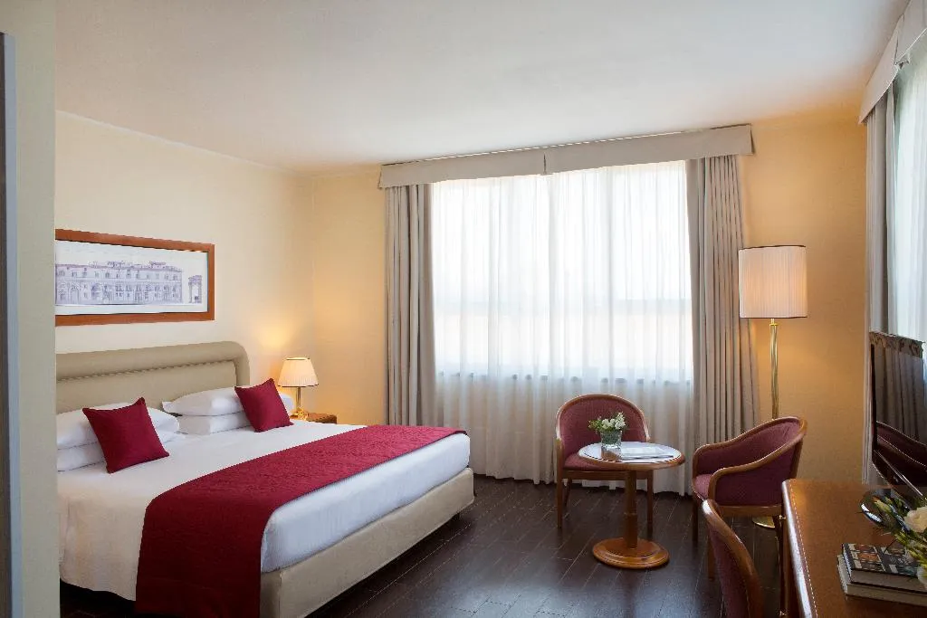 Double or Twin EXECUTIVE Room, Starhotels Business Palace, Milan