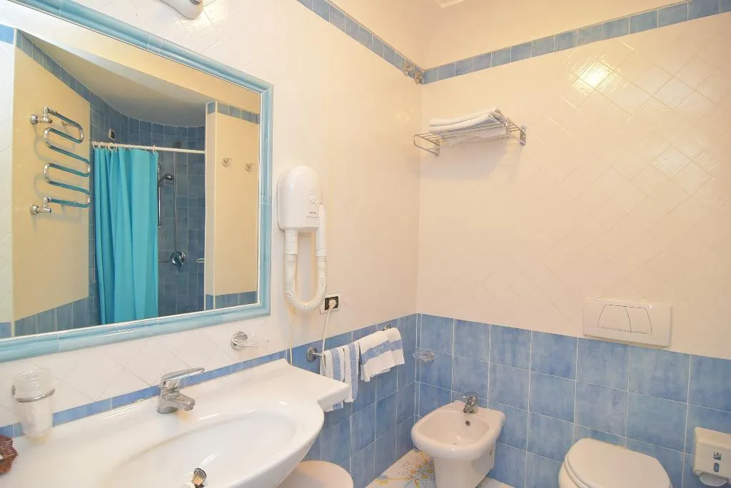 TRIPLE STANDARD Room, Hotel Oriente - Beach & Spa, Naples