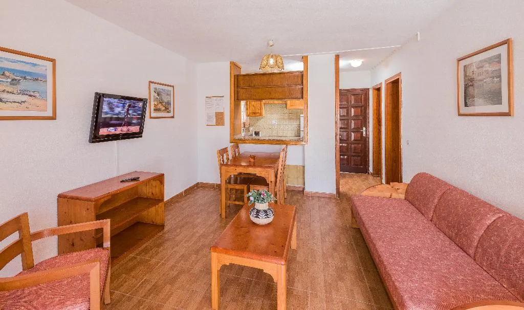 APARTMENT CAPACITY 4 TWO BEDROOMS Room, Tinerfe Garden, Tenerife