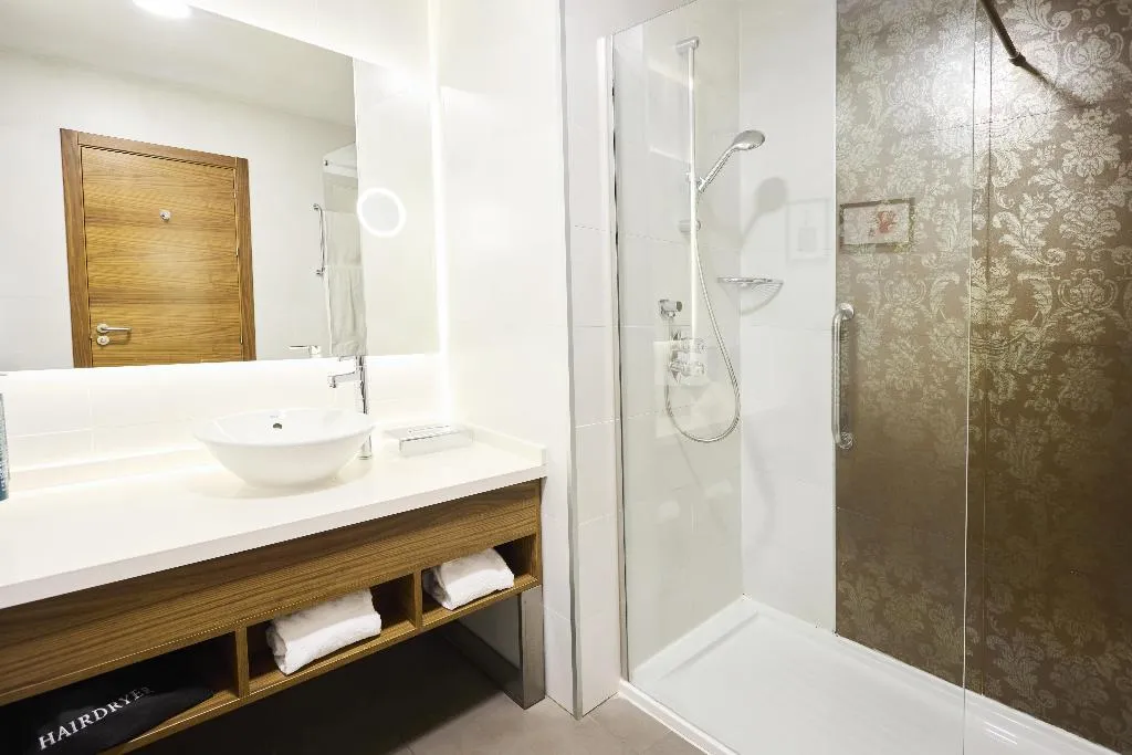 DOUBLE QUEEN SIZE BED Room, Hilton Garden Inn Sevilla, Seville