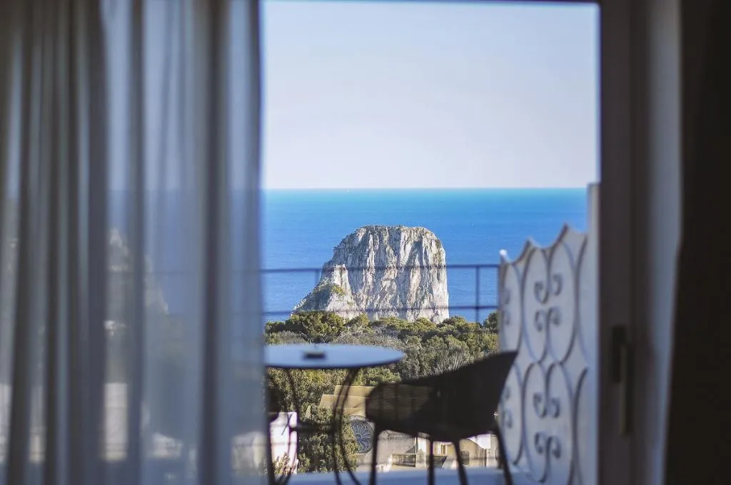 General view, Hotel Regina Cristina Capri, Naples