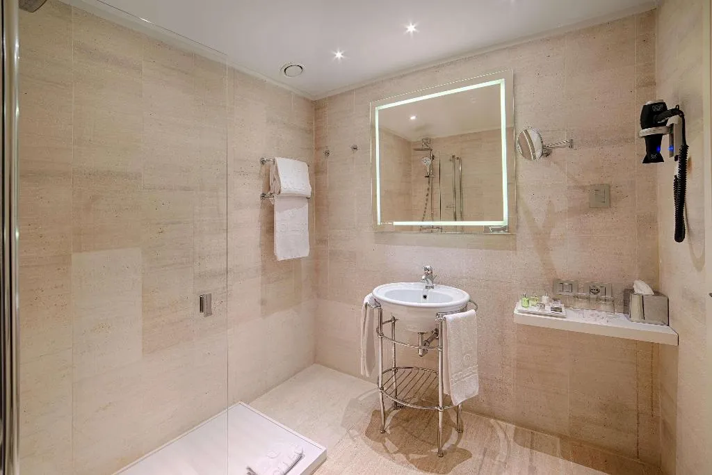 SUITE STANDARD Room, NH Collection Milano Porta Nuova, Milan