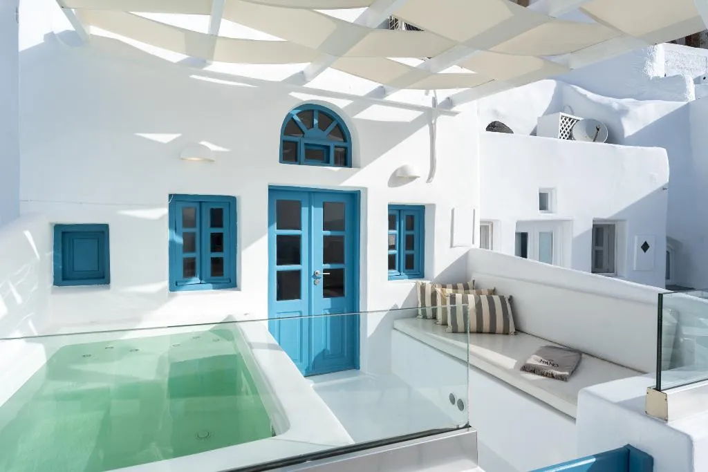 CAVE WITH VIEWS Room, Nano Villa Oia, Santorini