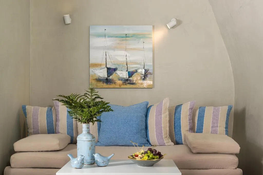 JUNIOR SUITE WITH JACUZZI Room, Mythical Blue Luxury Suites, Santorini