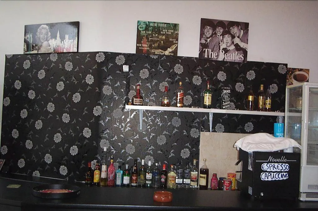 Bar, Hostel Stylianos Kissamos, Crete
