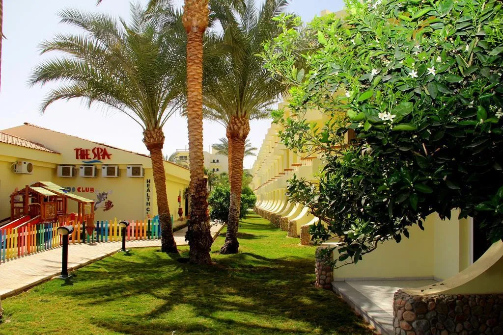 General view, Eurotel Palm Beach Resort, Red Sea Riviera