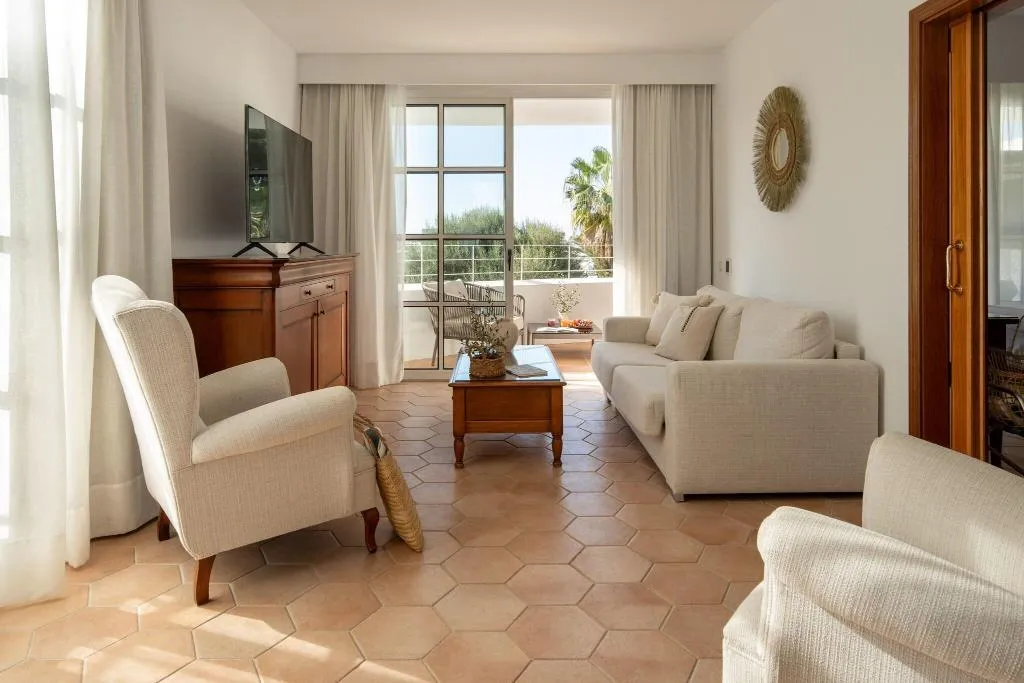 Room, Melia Cala d'Or Boutique Hotel, Majorca