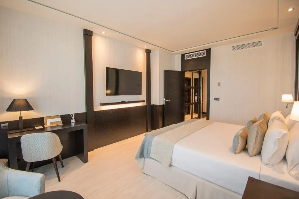 DOUBLE SINGLE USE EXECUTIVE Room, Santos Las Arenas Balneario Resort, Valencia